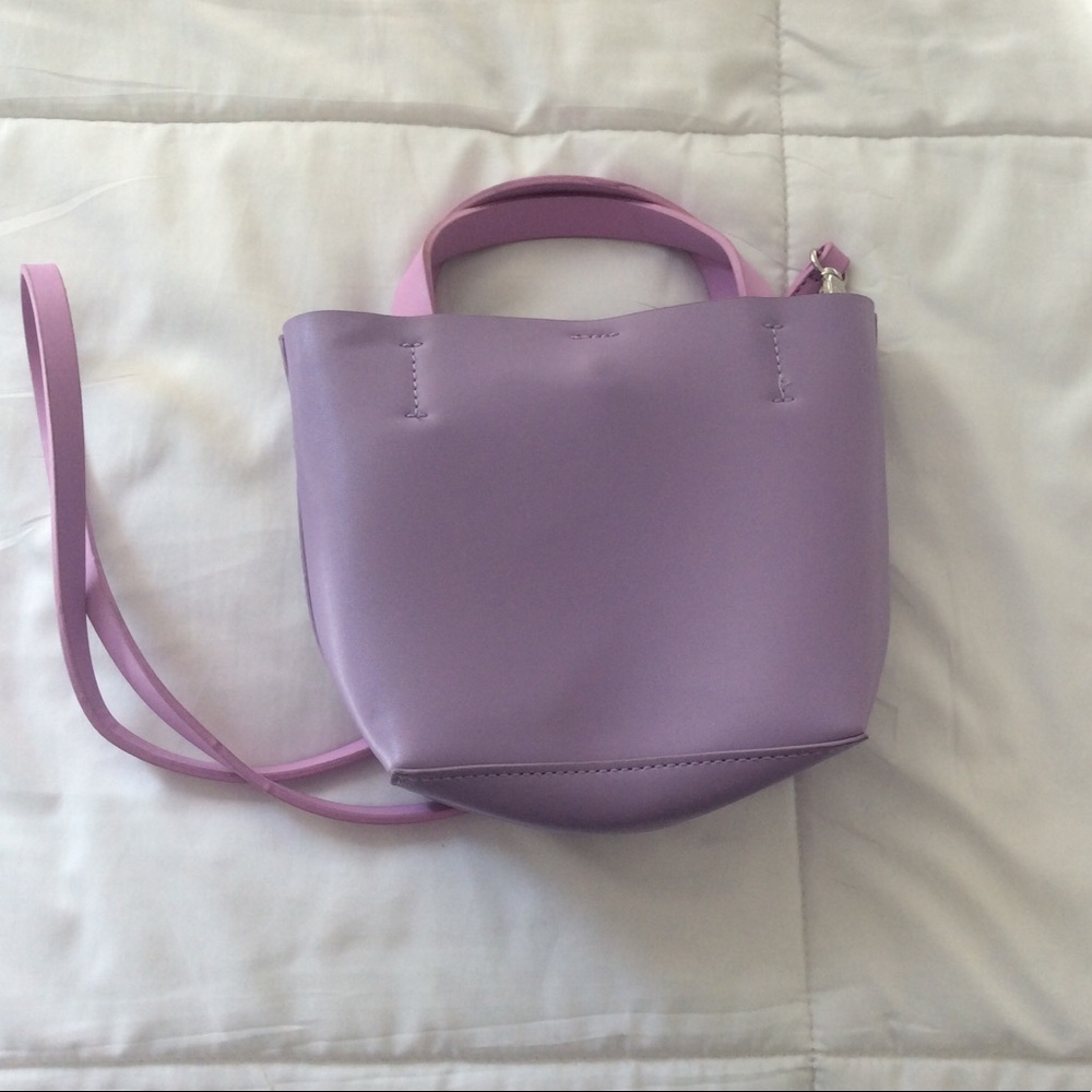 ❌SOLD❌ Urban Outfitters ~ Lilac Cross Body Bag